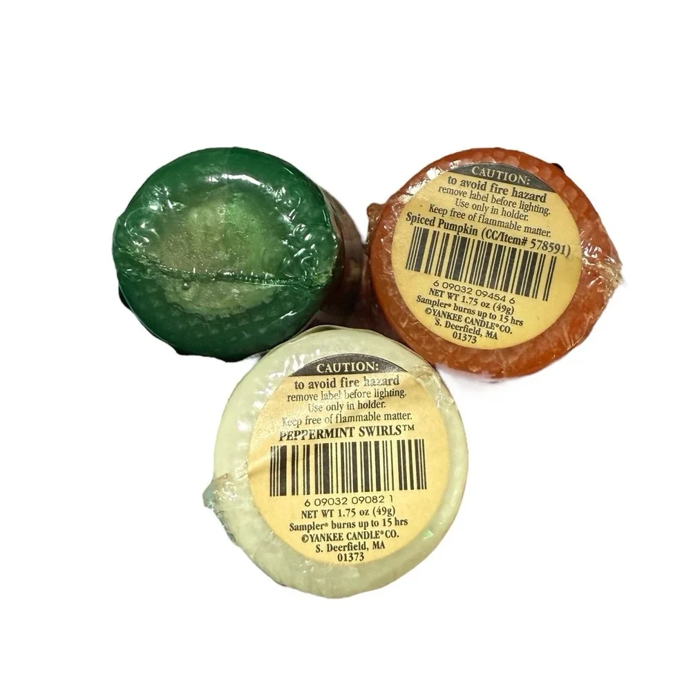 Yankee Candle Votive Set Christmas Wreath‎ Peppermint Swirl Spiced Pumpkin Lot 3